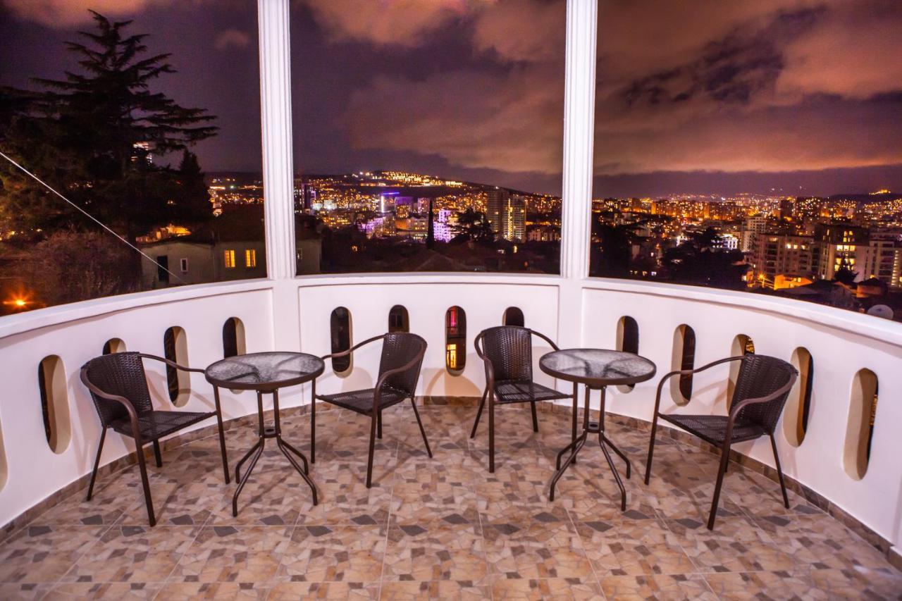 Wine Castle Hotel Tbilisi Buitenkant foto