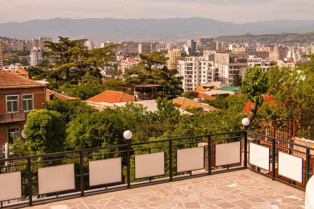 Wine Castle Hotel Tbilisi Buitenkant foto